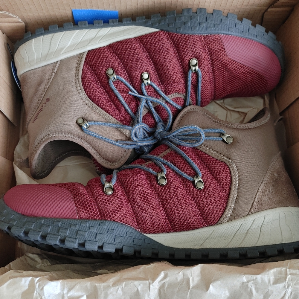 Columbia Fairbanks 503 Mid Boot